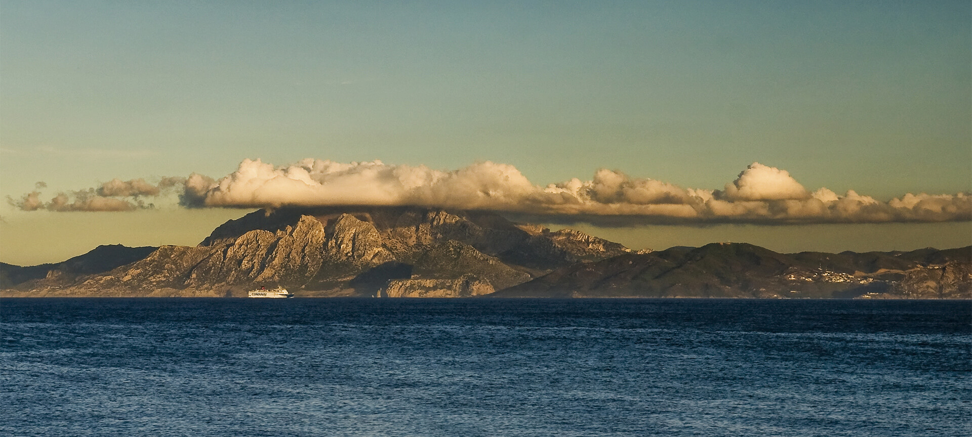 Montagnes du Rif depuis la réserve biosphère Intercontinentale Méditerranée
