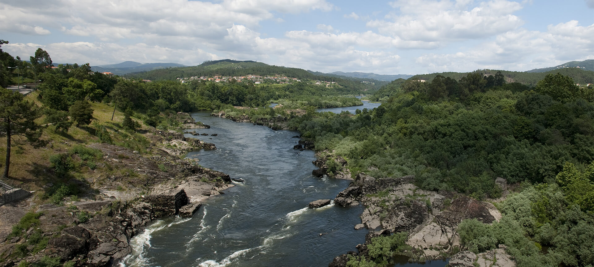 Río Miño en su paso por Arbo Río Miño en su paso por Arbo