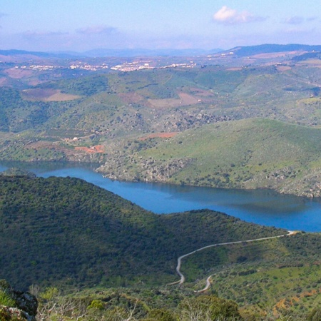 Veduta del Duero dal belvedere di Vilvestre