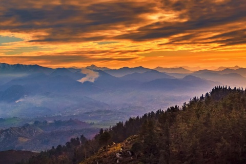 Aralar Mountains