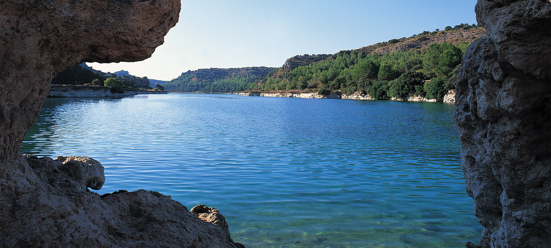 Obszar chronionego krajobrazu las Lagunas de Ruidera Obszar chronionego krajobrazu las Lagunas de Ruidera