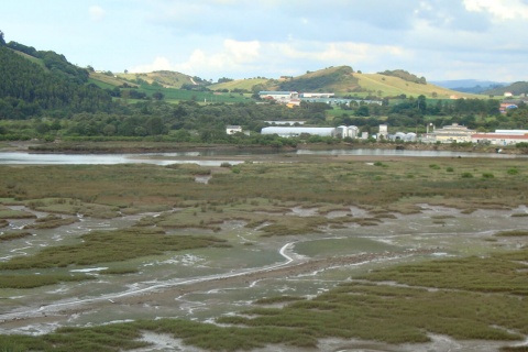 Ria de Tina Menor en San Vicente, Cantabria