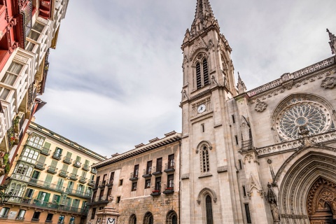 Catedral de Santiago, em Bilbau.