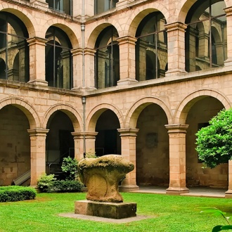 Museo Basco. Chiostro. Bilbao