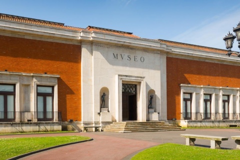 View of the exterior of the Bilbao Museum of Fine Arts