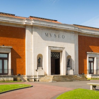 Vue extérieure du musée des beaux-arts de Bilbao