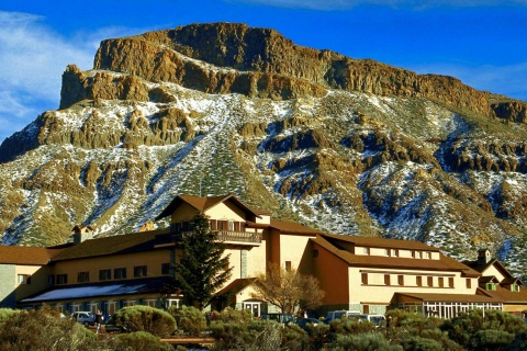 Parador de Cañadas del Teide, widok z zewnątrz