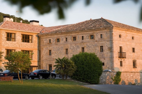 Vista exterior del Parador de Argomaniz