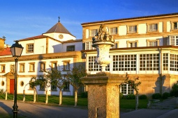Vista exterior del Parador de Ferrol
