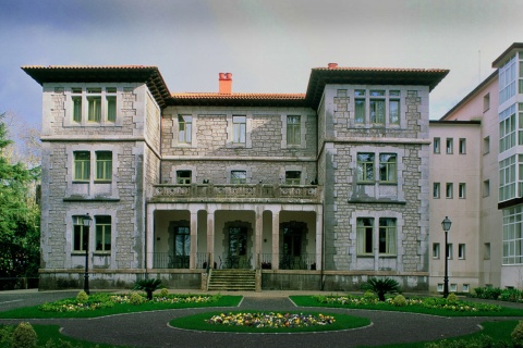Exterior of the Parador de Limpias