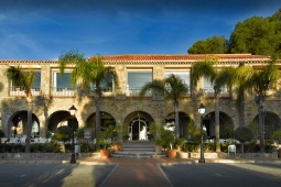 Parador de Málaga Gibralfaro, widok z zewnątrz