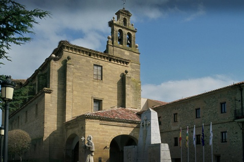 Blick auf das Parador de Santo Domingo Bernardo de Fresneda