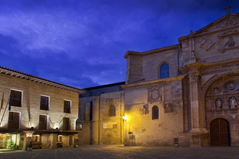 Vista exterior del Parador de Santo Domingo de la Calzada