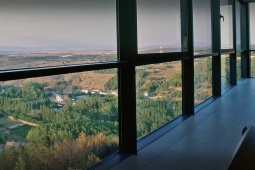 Widok z tarasu wewnętrznego hotelu Parador de Soria