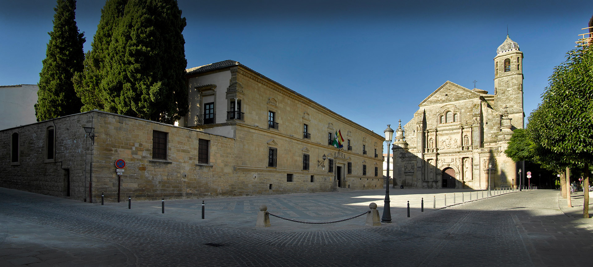 Parador de Úbeda, widok z zewnątrz Parador de Úbeda, widok z zewnątrz