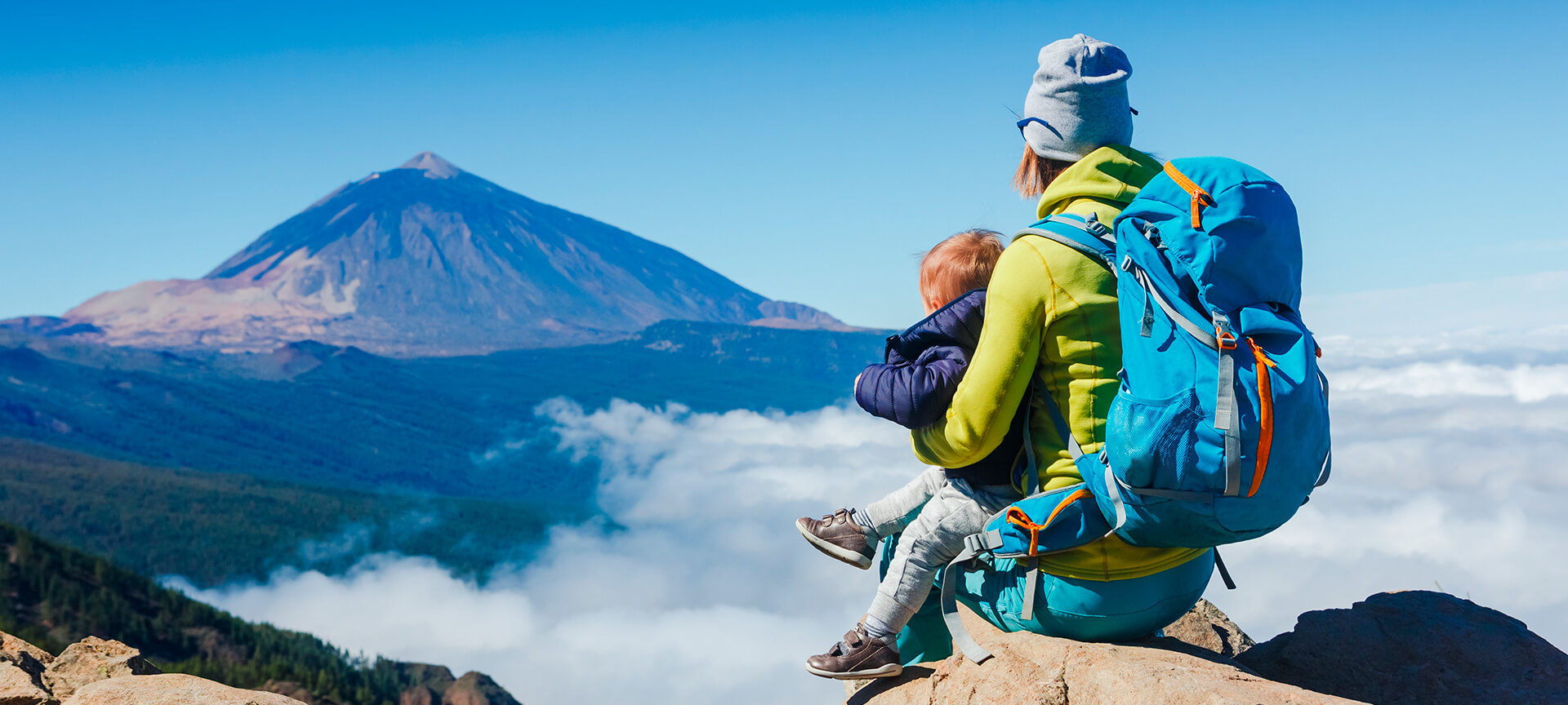 Une famille dans le parc national du Teide Une famille dans le parc national du Teide