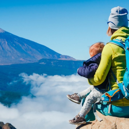 Une famille dans le parc national du Teide