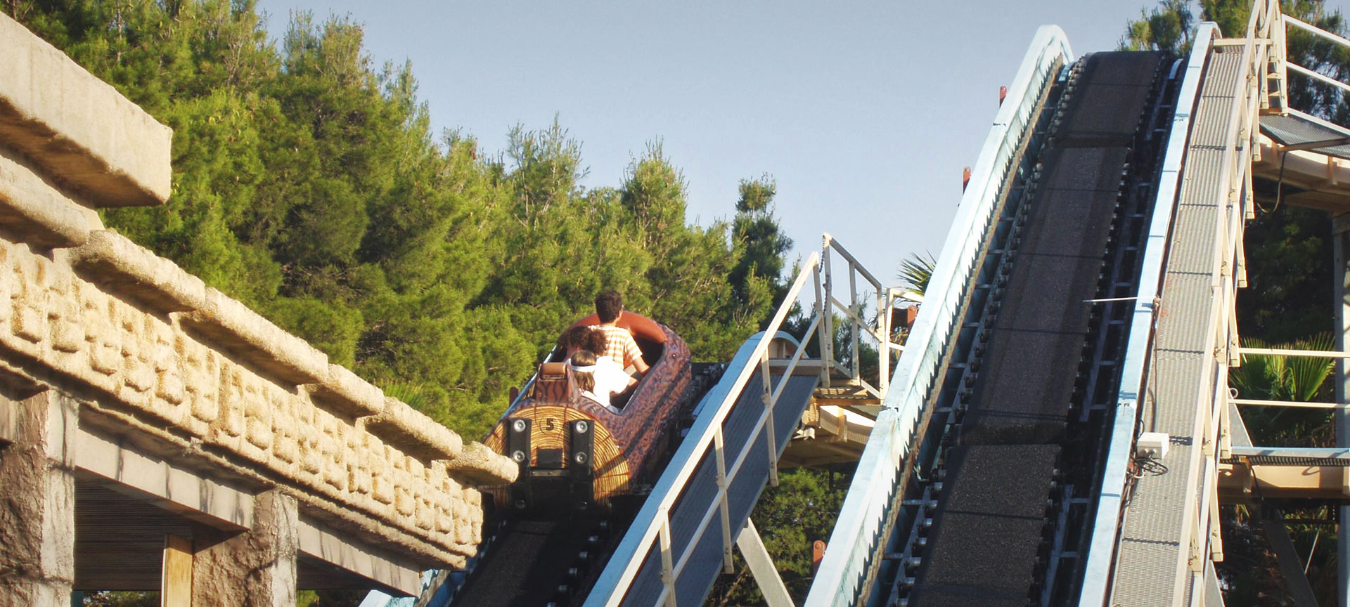 Парк аттракционов в Сарагосе