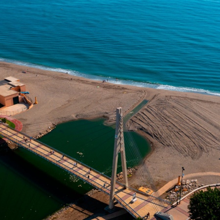 Strand Castillo in Fuengirola, Málaga