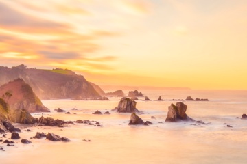 Beach: El Silencio, Cudillero, Asturias