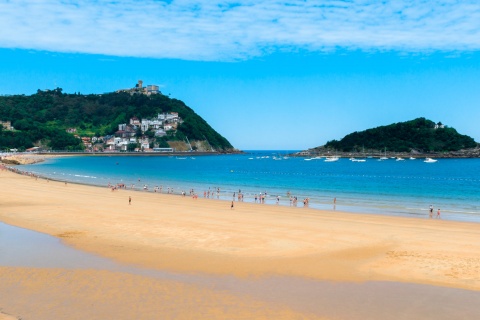 Plaża La Concha w San Sebastián w Gipuzkoa, Kraj Basków