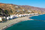 Пляж Ла-Мамола в провинции Гранада, Андалусия