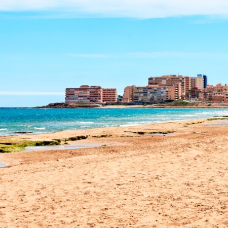 Praia de La Mata de Torrevieja, em Alicante (Comunidade Valenciana)
