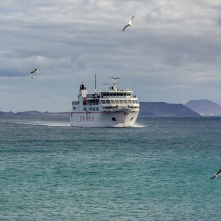 Kreuzfahrtschiff in Arrecife, Lanzarote