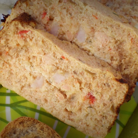 Pastel de pescado (bolo de peixe)