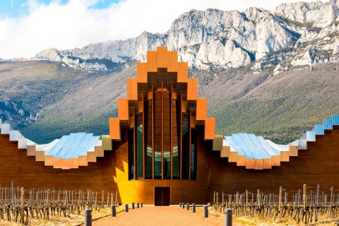 Bodegas Ysios winery in La Guardia. Santiago Calatrava