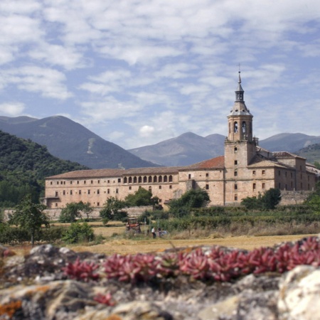 Vista do Mosteiro de Yuso, em San Millán de la Cogolla (La Rioja)