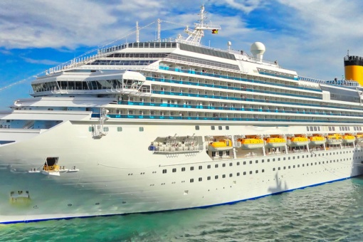 Bateau de croisière à Barcelone