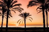 Il sole sorge sulla spiaggia di Cullera, C. Valenciana