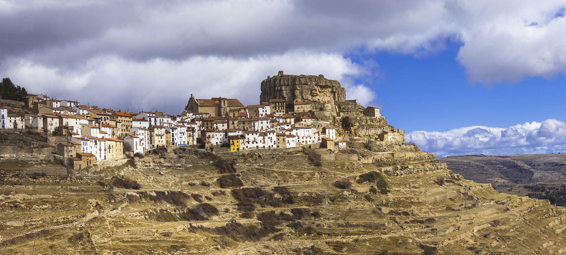 Panorama Ares del Maestre (Castellón, Wspólnota Walencka)