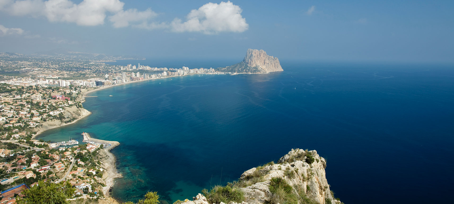 Widok Calpe z lotu ptaka. Alicante