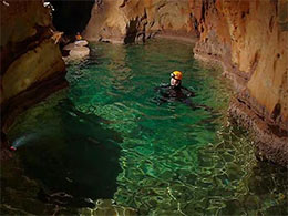 Wasserhöhle auf Mallorca Wasserhöhle auf Mallorca