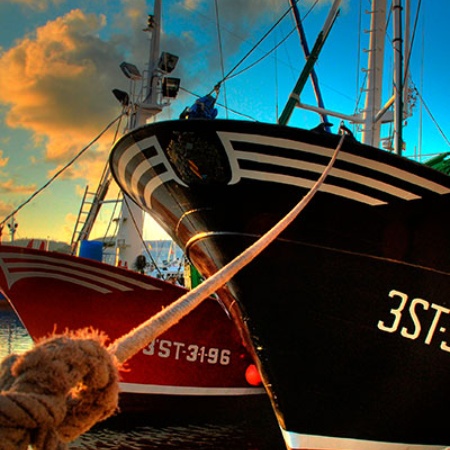 Fishing boats in Santoña