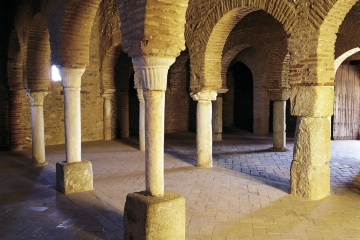 Interior de la Mezquita de Almonaster La Real (Huelva, Andalucía)