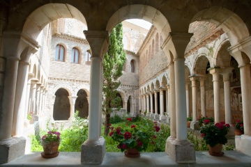 Klasztor kolegiaty Santa María w Alquézar (Huesca, Aragonia)