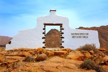 Willkommensdenkmal von Betancuria (Fuerteventura, Kanarische Inseln)