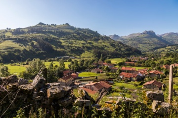 Veduta di Liérganes (Cantabria)