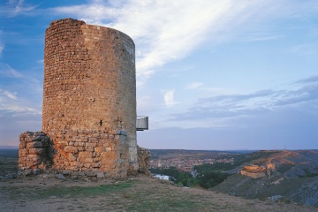 Wachturm im Süden von El Burgo de Osma (Soria, Kastilien-León)