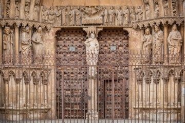 Detalhe da catedral de El Burgo de Osma (Sória, Castilla y León)