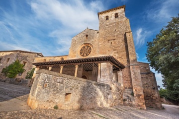 Colegiata de San Cosme en Covarrubias (Burgos, Castilla y León)