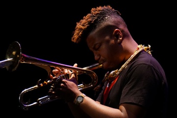 Atuação de C Scott no Festival Internacional de Jazz de Granada