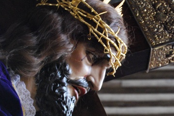 Detail of the processional float of Jesús Nazareno during Easter Week in Ocaña