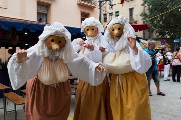  People on the streets of Tortosa (Tarragona, Catalonia) during the Renaissance Festival