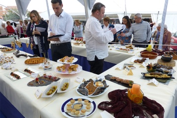 Concours de plats de moules lors de la fête des fruits de mer d’O Grove (province de Pontevedra, Galice)