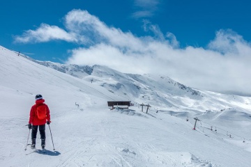 Beim Skifahren in Sierra Nevada