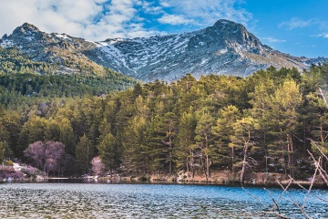 Lago nella Sierra di Guadarrama